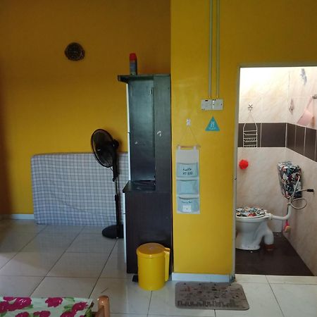 Inapan Desa Studio House Homestay Kangar Perlis 部屋 写真
